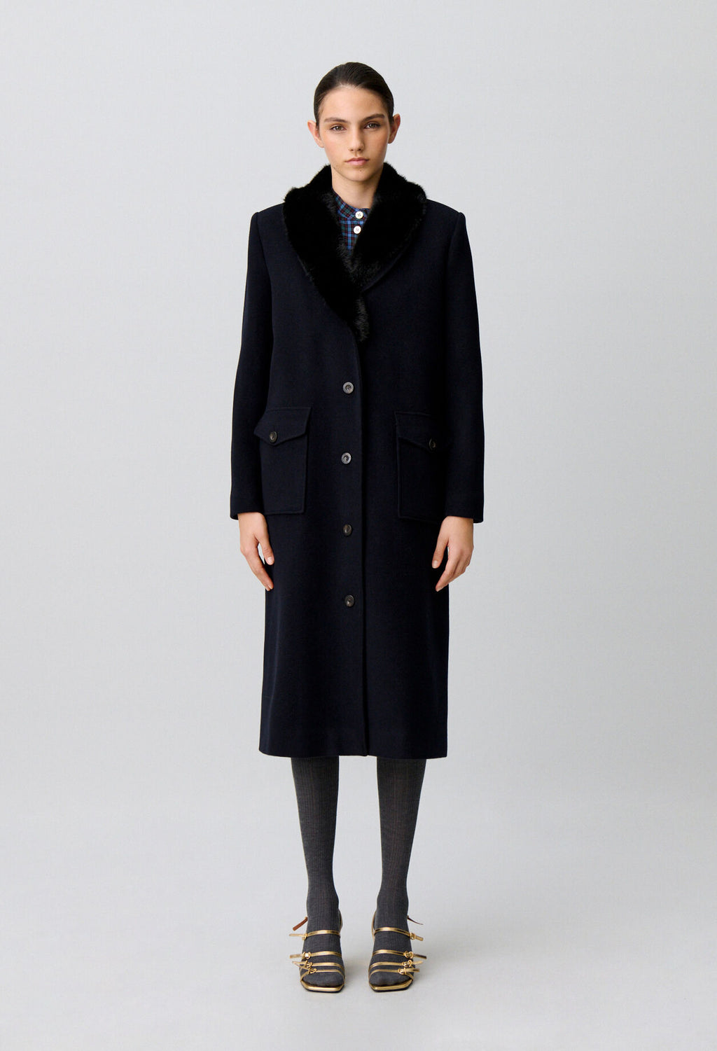 Long wool coat faux fur collar