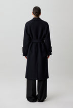 Straight coat with removable belt