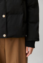 Short oversized high-neck puffer