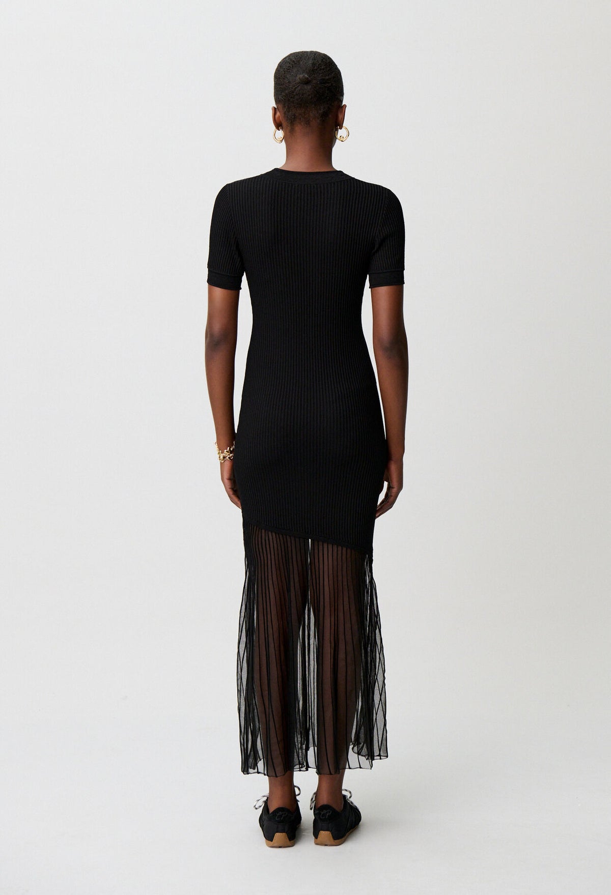 Long flared knitted dress