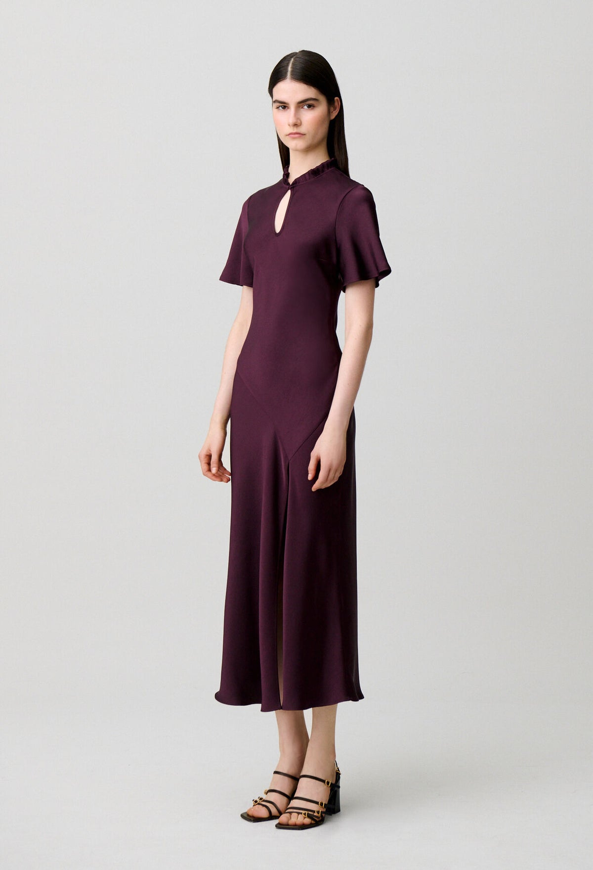 Flowy Victorian collar dress