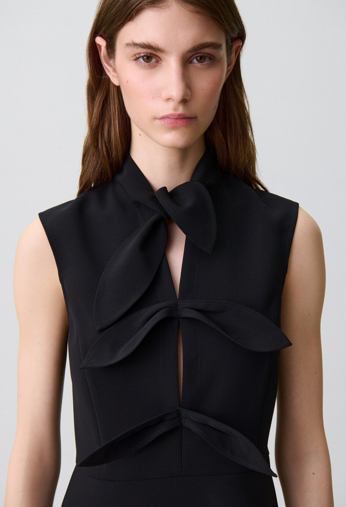 Short tie-neck dress