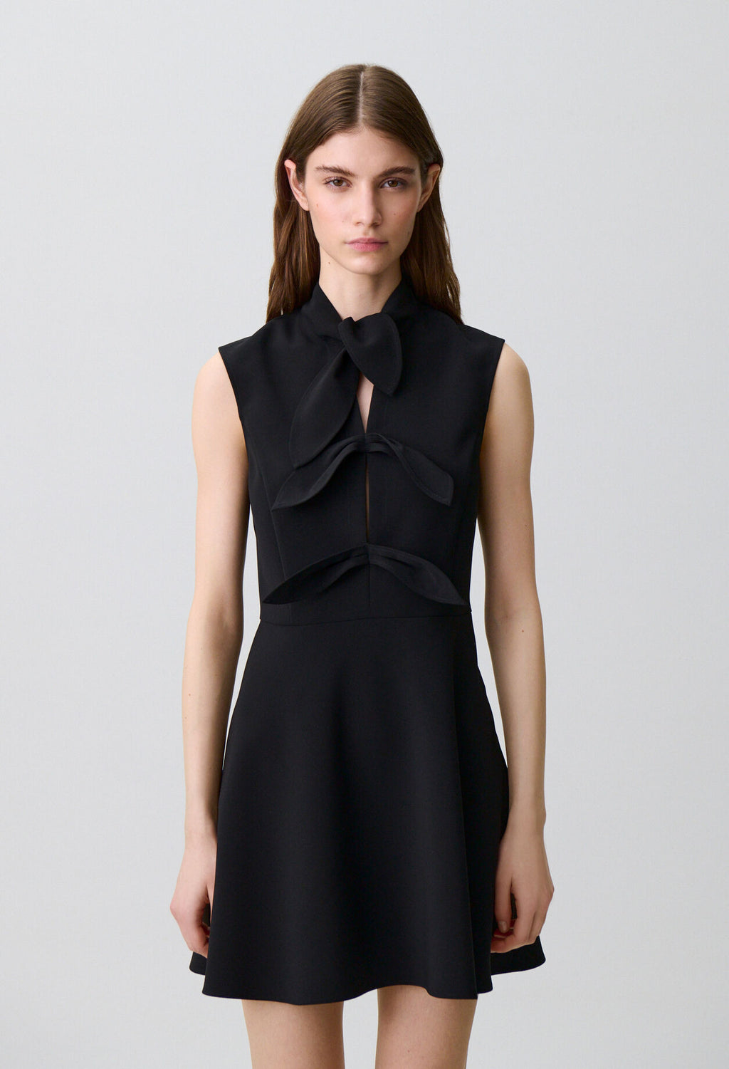 Short tie-neck dress